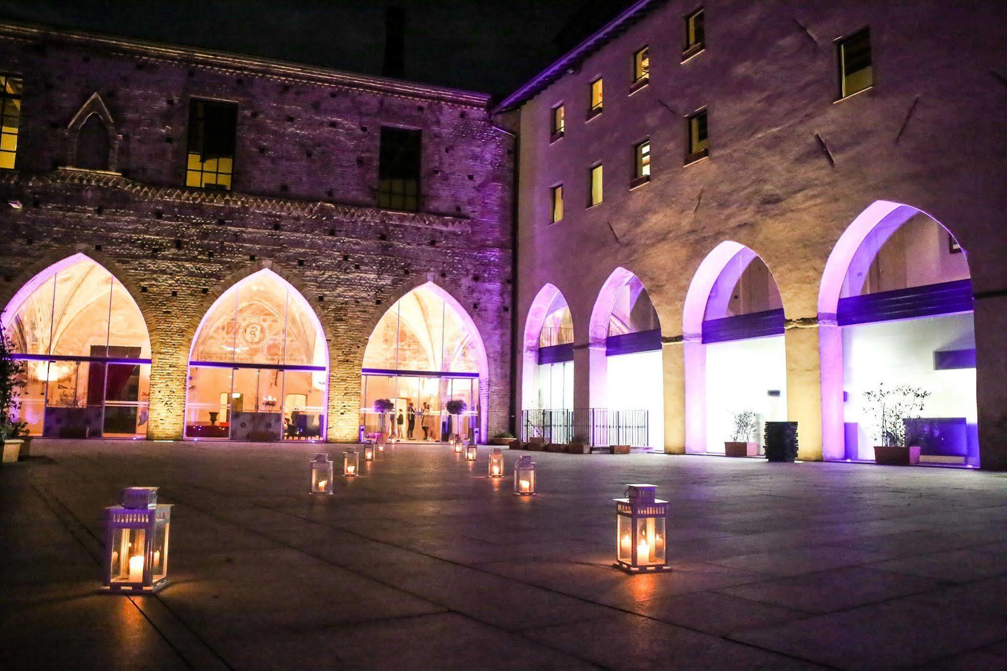Castello Visconteo Hotel Cassano dʼAdda Kültér fotó