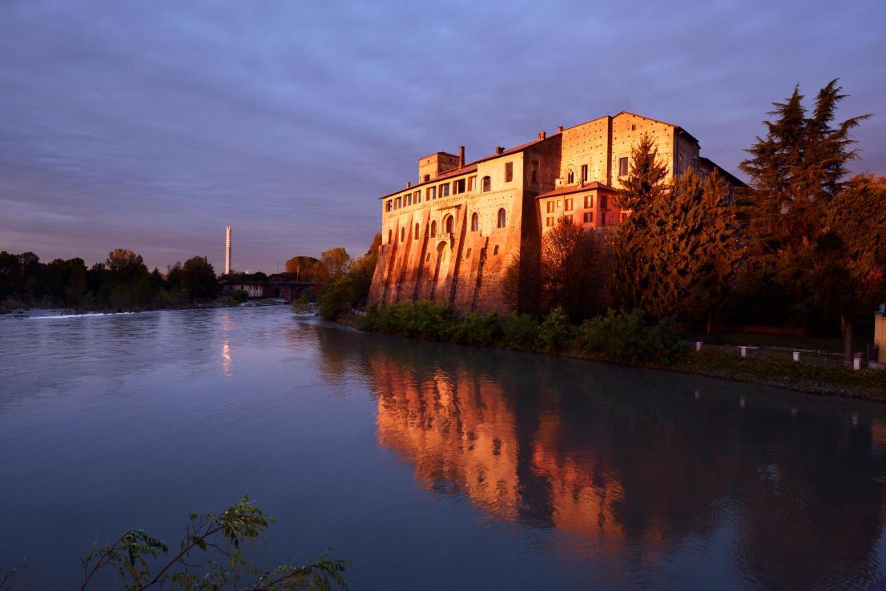 Castello Visconteo Hotel Cassano dʼAdda Kültér fotó